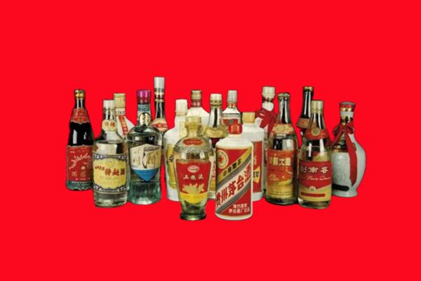 七台河回收十八老酒.jpg